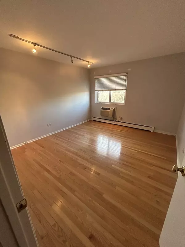 Chicago, IL 60614,401 W Webster Avenue #502