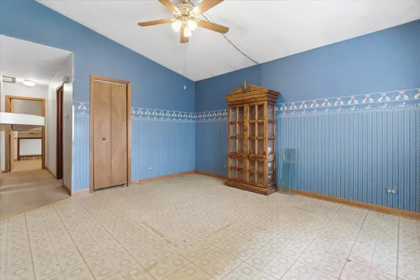 Round Lake Beach, IL 60073,Address not disclosed