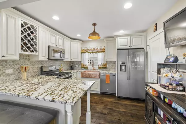 Burbank, IL 60459,8602 S Oak Park Avenue