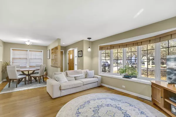 Deerfield, IL 60015,1117 Osterman Avenue