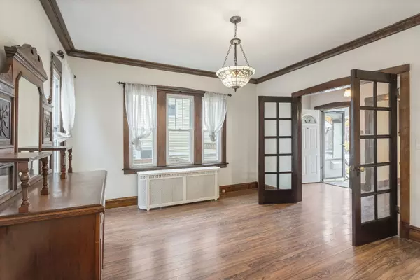 Oak Park, IL 60304,808 S Euclid Avenue