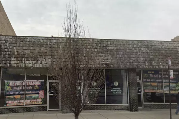 2707 W Devon Avenue, Chicago, IL 60659