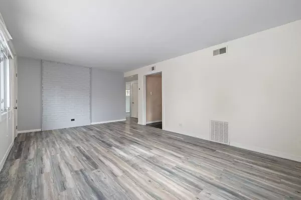 Homewood, IL 60430,18646 Martin Avenue