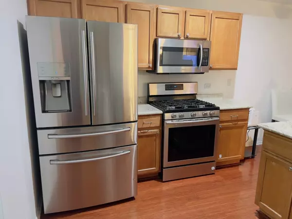 Aurora, IL 60502,3166 Bromley Lane