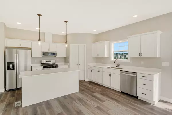 Ottawa, IL 61350,9 Lilac Lane