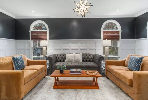 Libertyville, IL 60048,15393 W Oak Spring Road