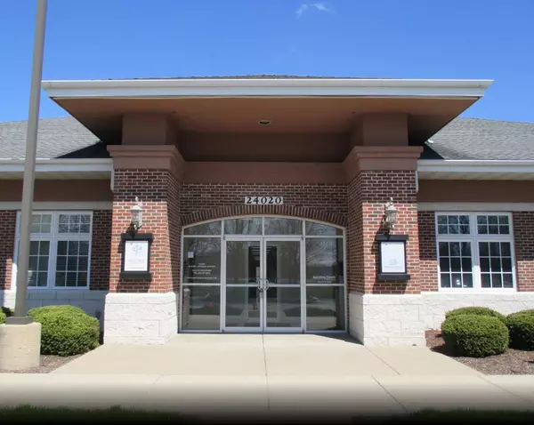 24020 W Riverwalk Court #114, Plainfield, IL 60544