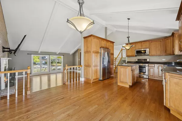 Naperville, IL 60540,1116 HIDDEN SPRING Drive