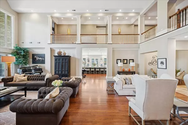 Northbrook, IL 60062,24 Bridlewood Road