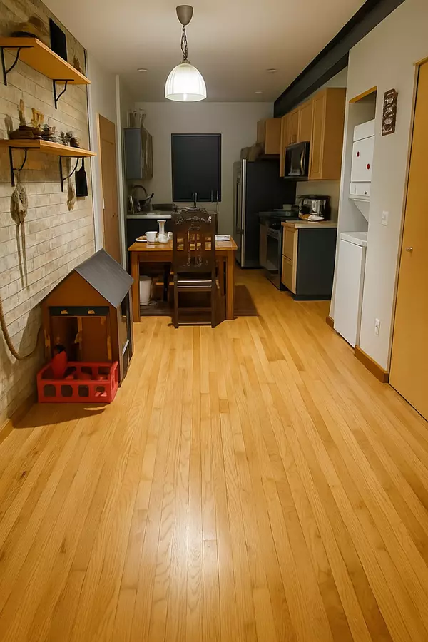 Evanston, IL 60202,Address not disclosed