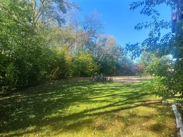 Palatine, IL 60067,224 E Rimini Court