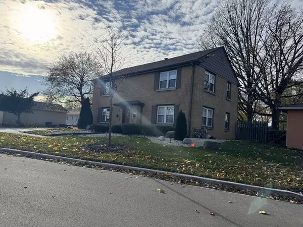 1111 S Lincoln Street #2, Lockport, IL 60441