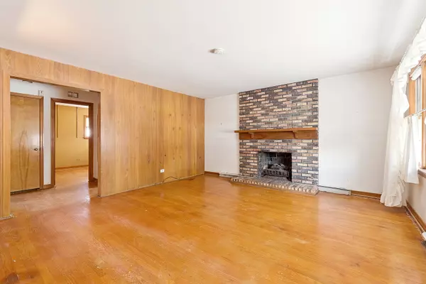 Chicago Ridge, IL 60415,Address not disclosed