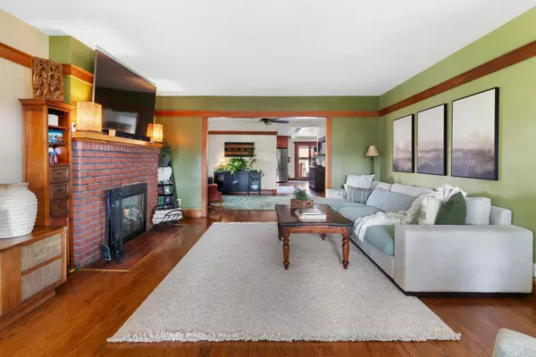 Berwyn, IL 60402,6525 34th Street