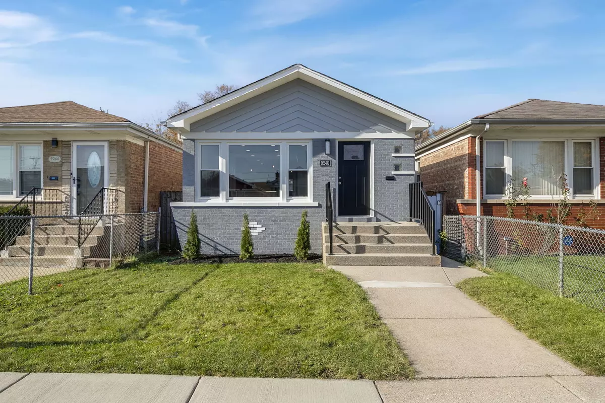 Chicago, IL 60620,9240 S Normal Avenue