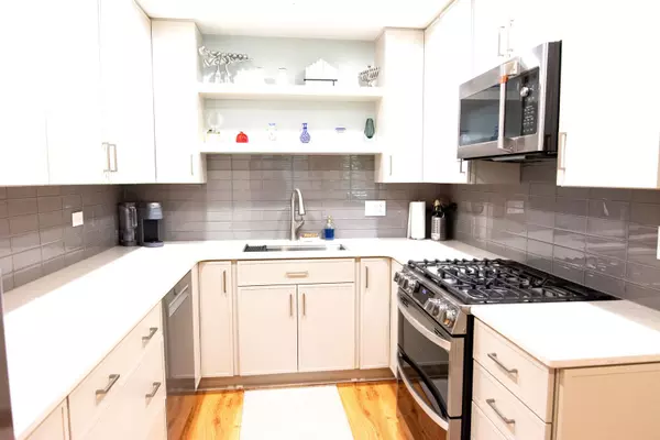 Glenview, IL 60025,1088 Shermer Road