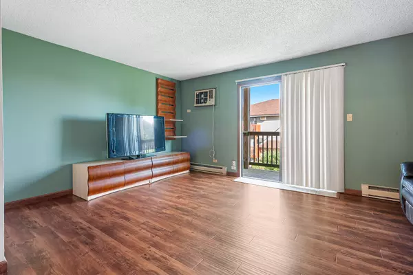 Crest Hill, IL 60403,1521 Pioneer Road #7