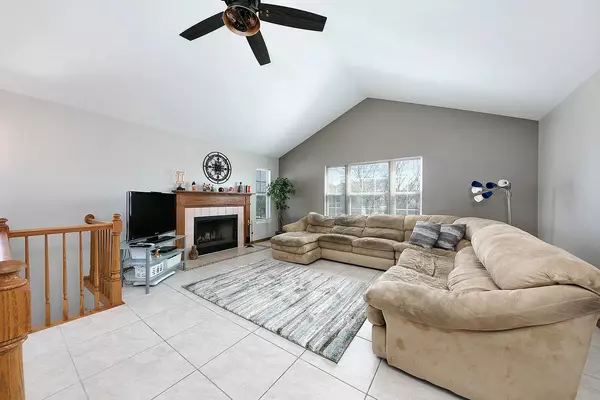 Aurora, IL 60503,2544 Dickens Drive #2544