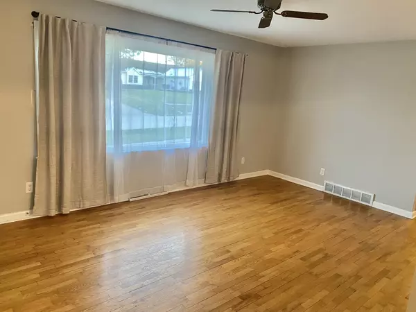 Woodstock, IL 60098,125 Arthur Drive