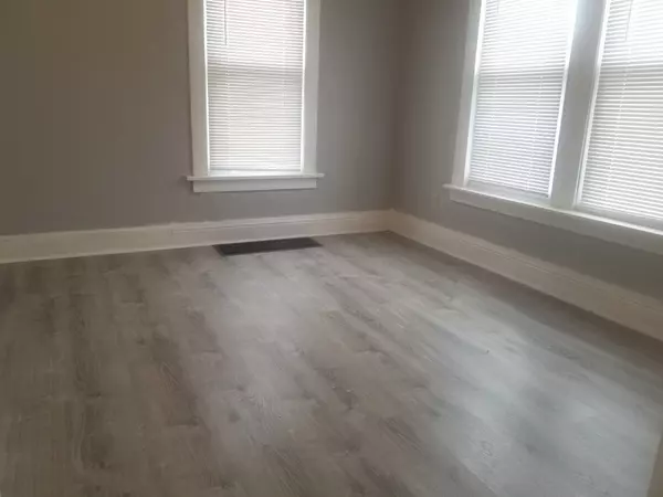 Lasalle, IL 61301,Address not disclosed