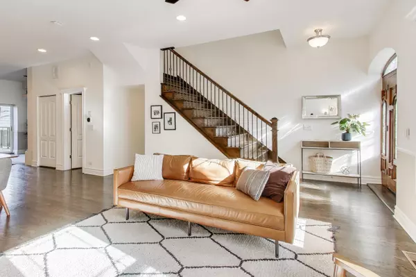 Chicago, IL 60622,1930 W Huron Street