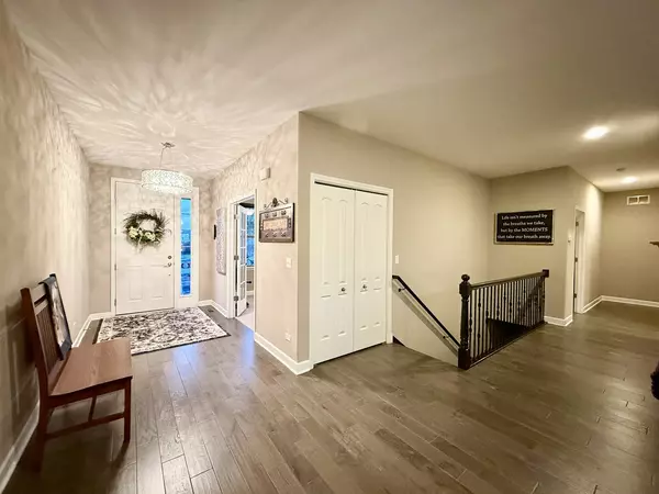 Shorewood, IL 60404,21053 Benjamin Drive