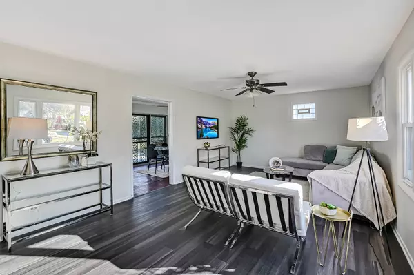 Hazel Crest, IL 60429,3618 PEACH GROVE Lane