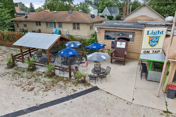 Burlington, IL 60109,195 N Main Street