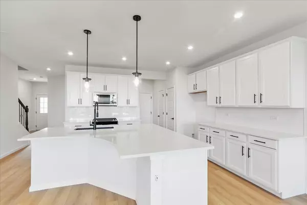 Bolingbrook, IL 60490,2200 Ryegrass Lane #78006