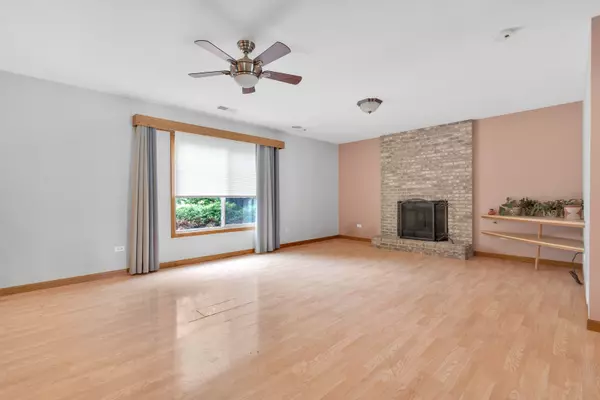 Joliet, IL 60431,1315 Gilray Drive