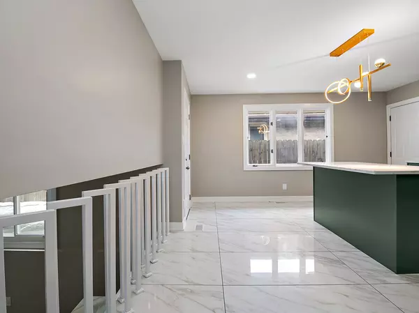 Dolton, IL 60419,759 Mcarthur Court