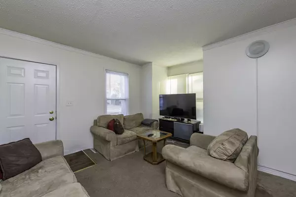 Zion, IL 60099,2406 Gilead Avenue