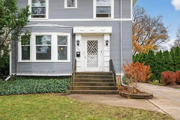 Aurora, IL 60506,Address not disclosed