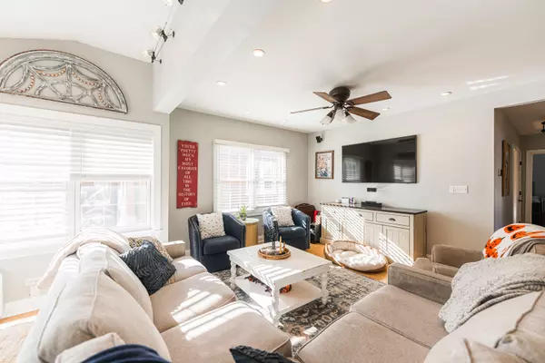 Lombard, IL 60148,190 S Grace Street