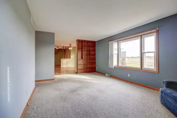 Rock Falls, IL 61071,905 Wiker Drive