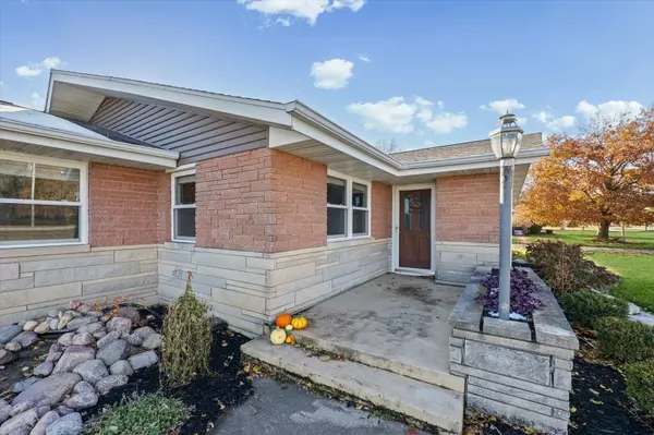 Cissna Park, IL 60924,1271 E 500 North Road