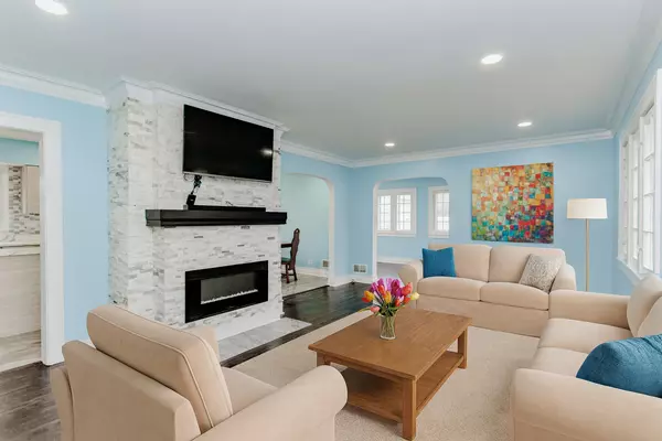 Gurnee, IL 60031,Address not disclosed