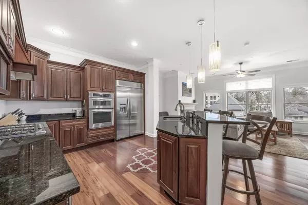 Downers Grove, IL 60515,4929 FOREST Avenue #2E