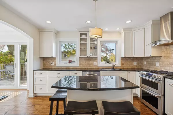 Elmwood Park, IL 60707,1734 N 78th Avenue