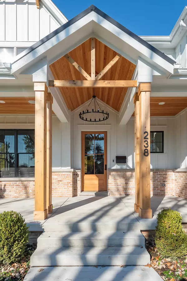 Lombard, IL 60148,1713 S School Street