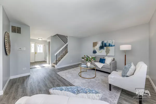 Downers Grove, IL 60516,1748 Prentiss Drive