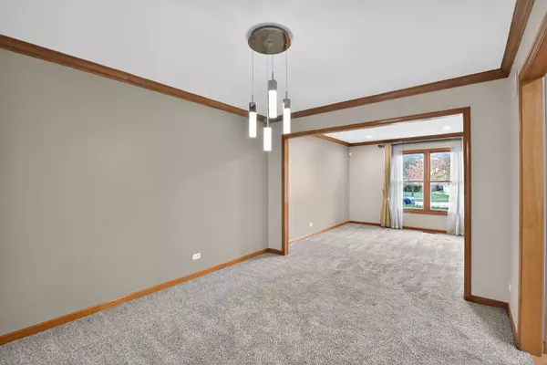 Aurora, IL 60504,1163 Shoreline Drive