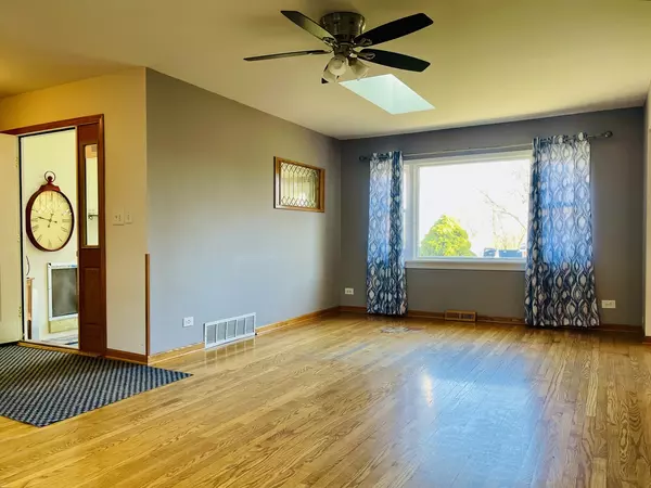 Lake Villa, IL 60046,Address not disclosed