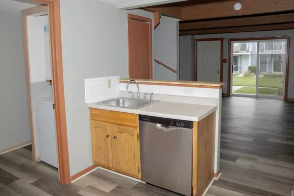 Round Lake Beach, IL 60073,Address not disclosed