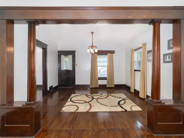 Rockdale, IL 60436,121 Davis Avenue #1