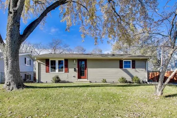 222 Harrison Street, Carpentersville, IL 60110