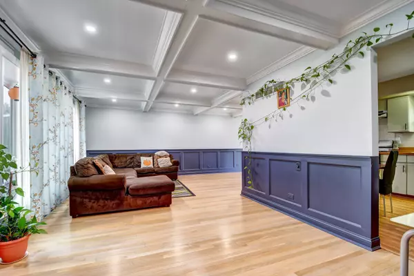 Oak Forest, IL 60452,15251 Colina Avenue