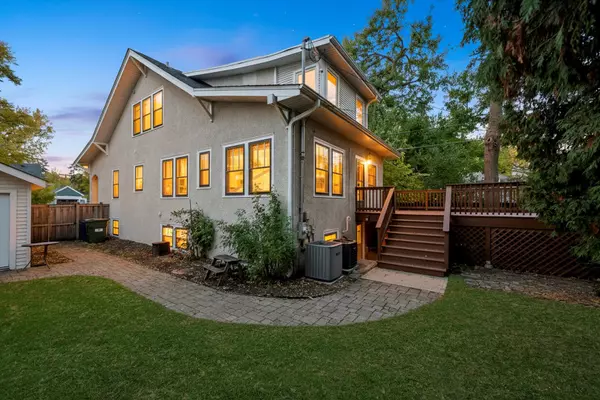 Oak Park, IL 60302,1038 Division Street