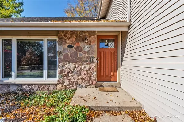 Crystal Lake, IL 60014,900 Sarasota Lane