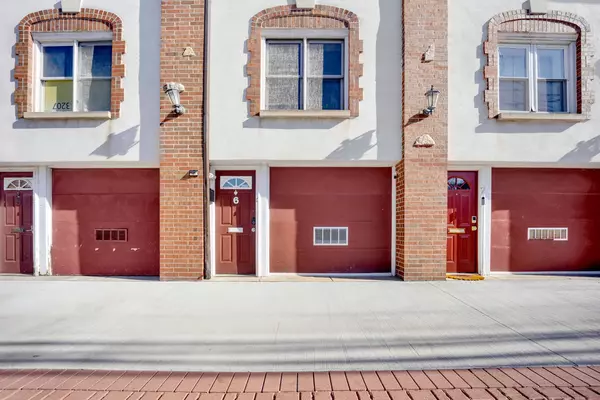 623 W DRUMMOND Place #6, Chicago, IL 60614